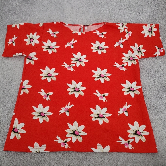 Women's Floral Top - Picture 2 of 7
